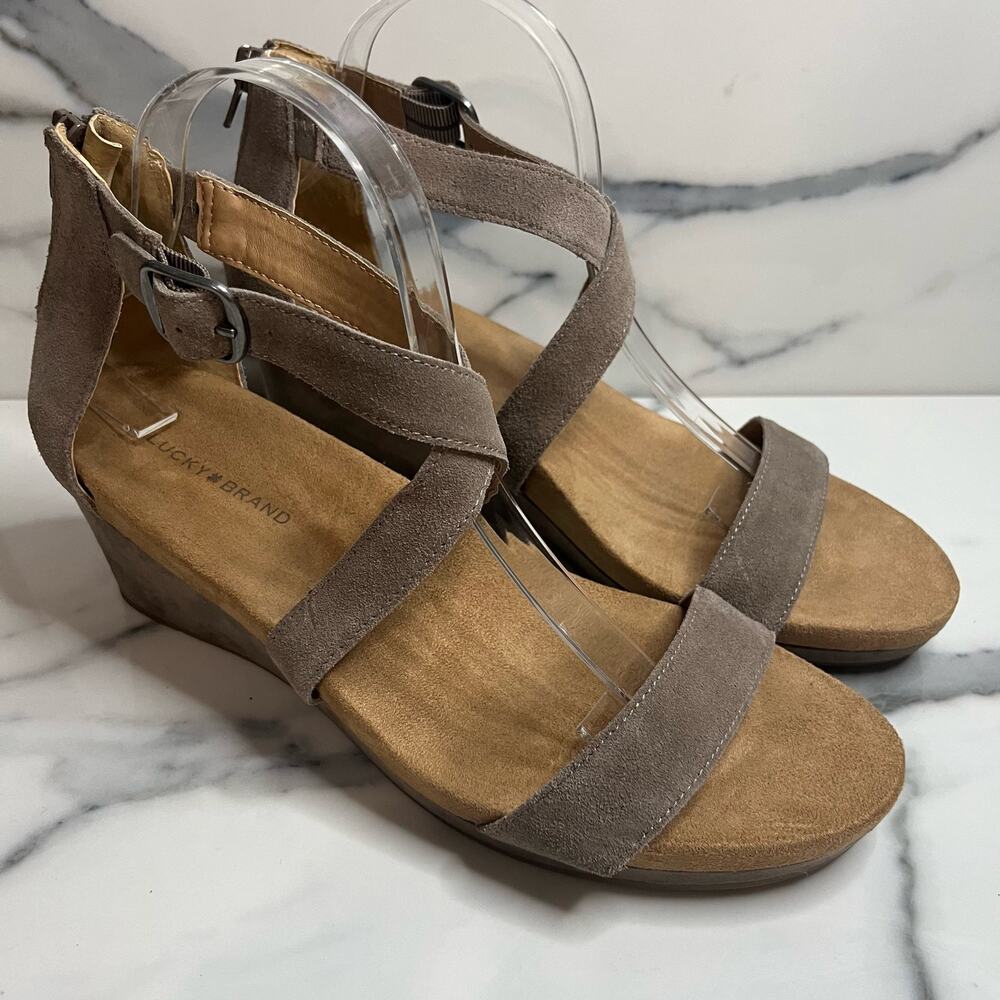 Lucky Brand Women's Taupe Leather Neutral Strappy Wedge Kemadee Sandal Sz 9.5